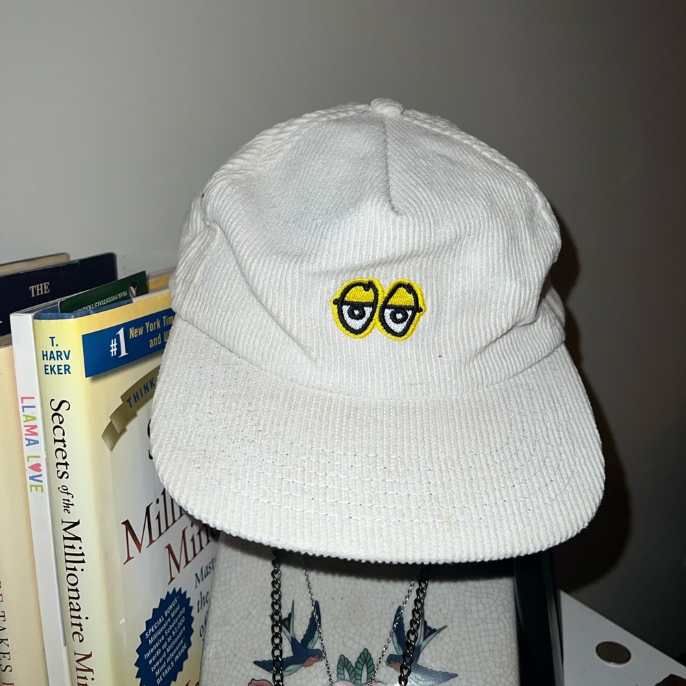 KROOKED HAT CORDUROY